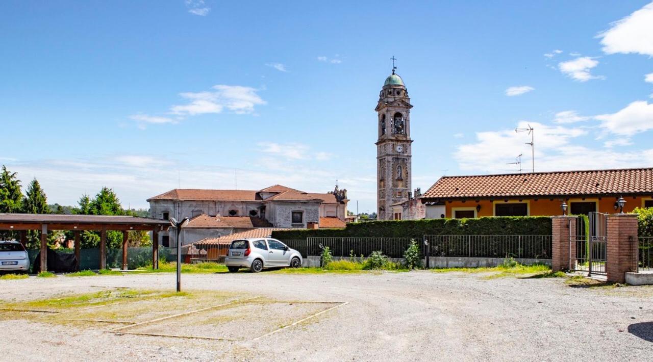 Il Monastero Apartment Castelletto sopra Ticino Bagian luar foto