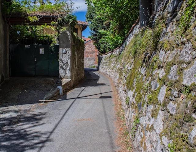 Il Monastero Apartment Castelletto sopra Ticino Bagian luar foto